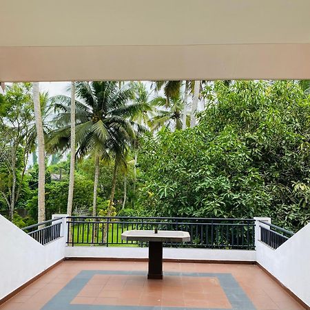 Sagarika Beach Hotel Moragalla Bagian luar foto