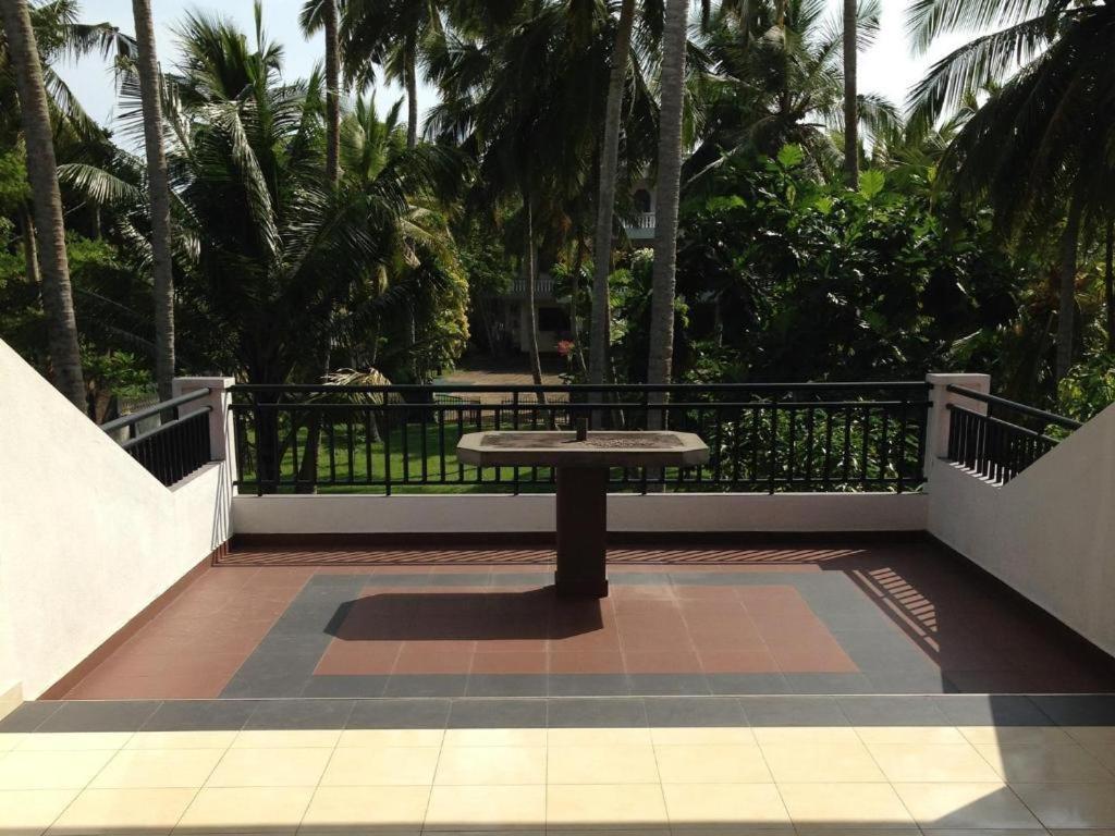 Sagarika Beach Hotel Moragalla Bagian luar foto