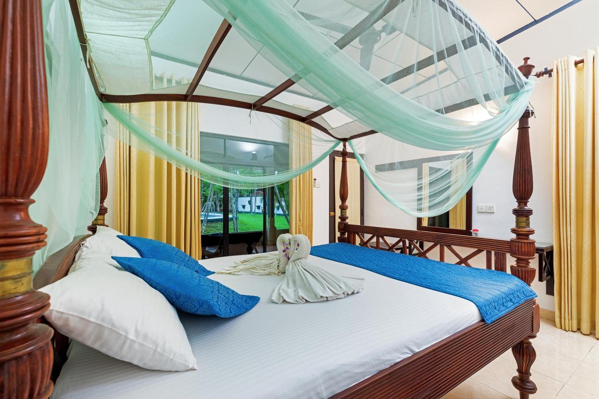 Sagarika Beach Hotel Moragalla Bagian luar foto